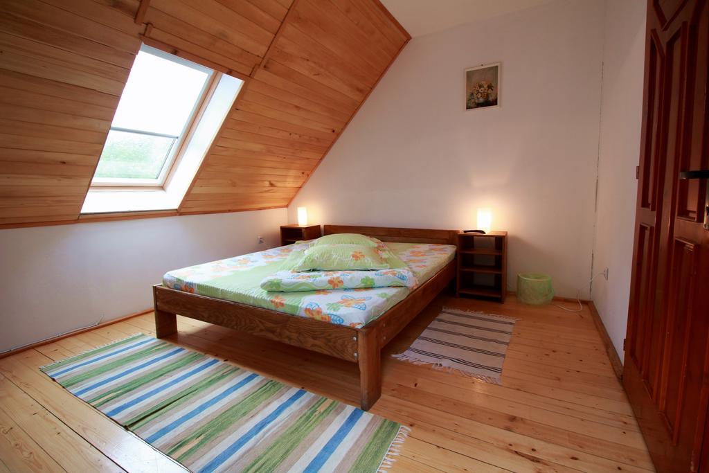 Hôtel Vila Sucu à Poiana Mărului Chambre photo