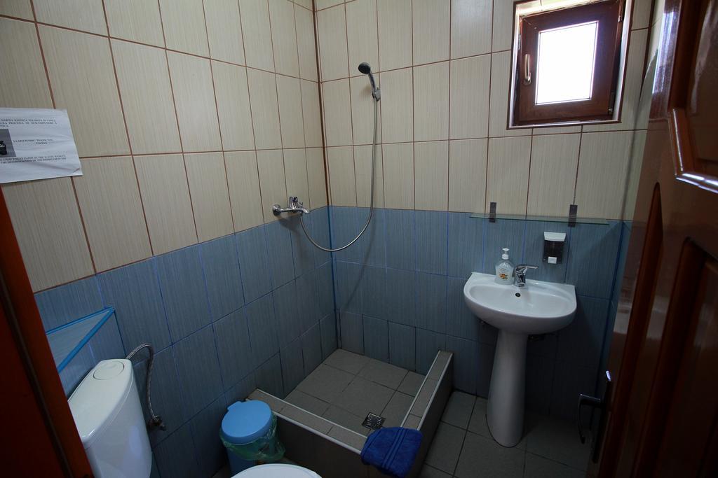 Hôtel Vila Sucu à Poiana Mărului Chambre photo