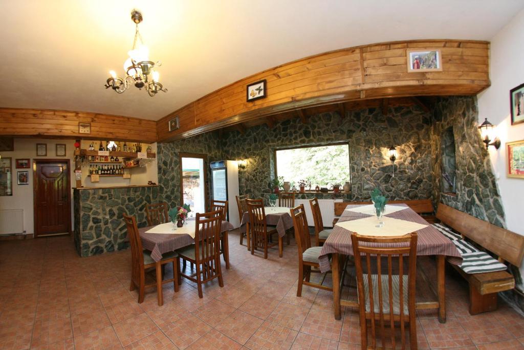 Hôtel Vila Sucu à Poiana Mărului Extérieur photo