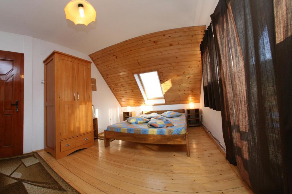 Hôtel Vila Sucu à Poiana Mărului Chambre photo